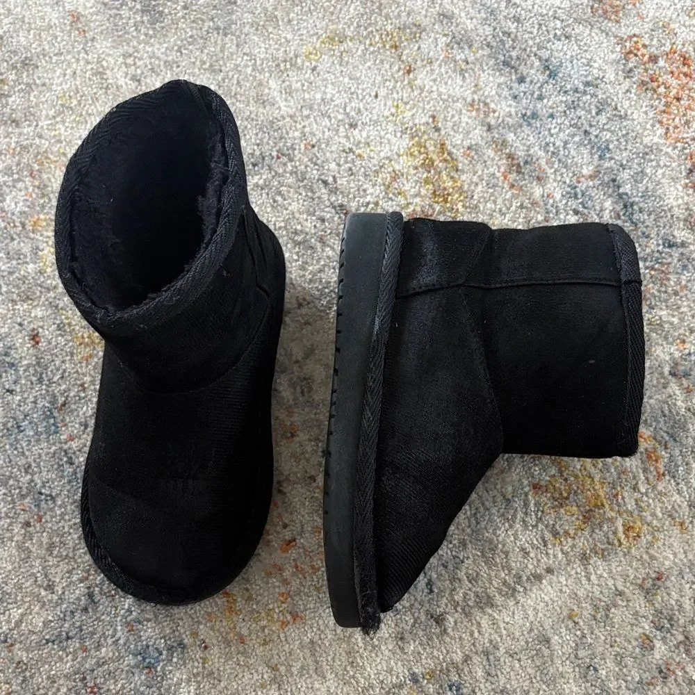 Kids Black Faux Fur Lined Boots